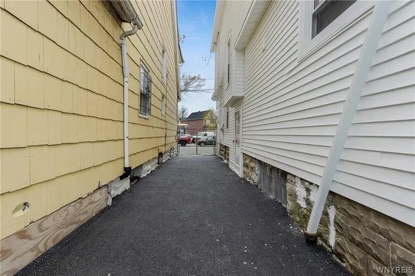 $249,000 | 152 Military Road, Buffalo, NY 14207