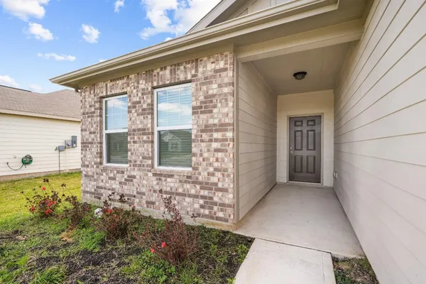 $2,200 | 6310 Highland Bnd Drive, Richmond, TX 77469