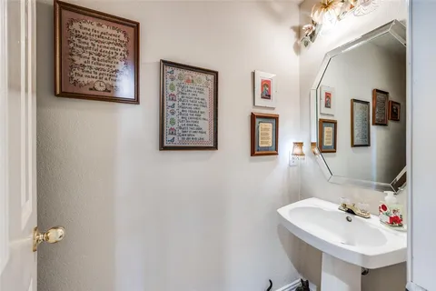 $720,000 | 1536 Waterside Court, Dallas, TX 75218