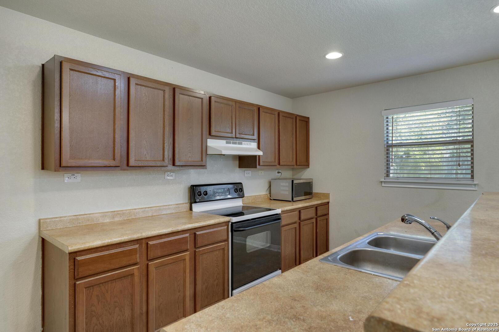 225 Sandy Shoal Boerne, TX 78006 - Photo 14 of 26