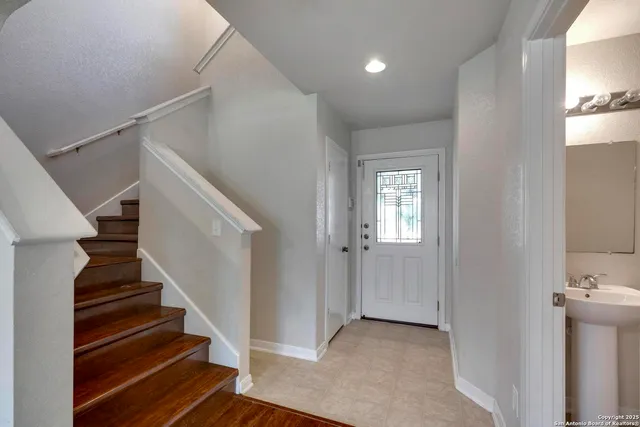 $1,995 | 225 Sandy Shoal, Boerne, TX 78006