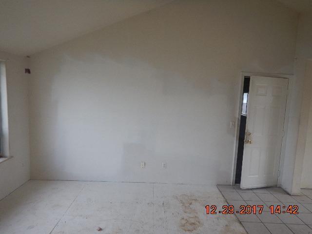 2739 Merriman Road Medford, OR 97501 - Photo 3 of 10 Additional Photo