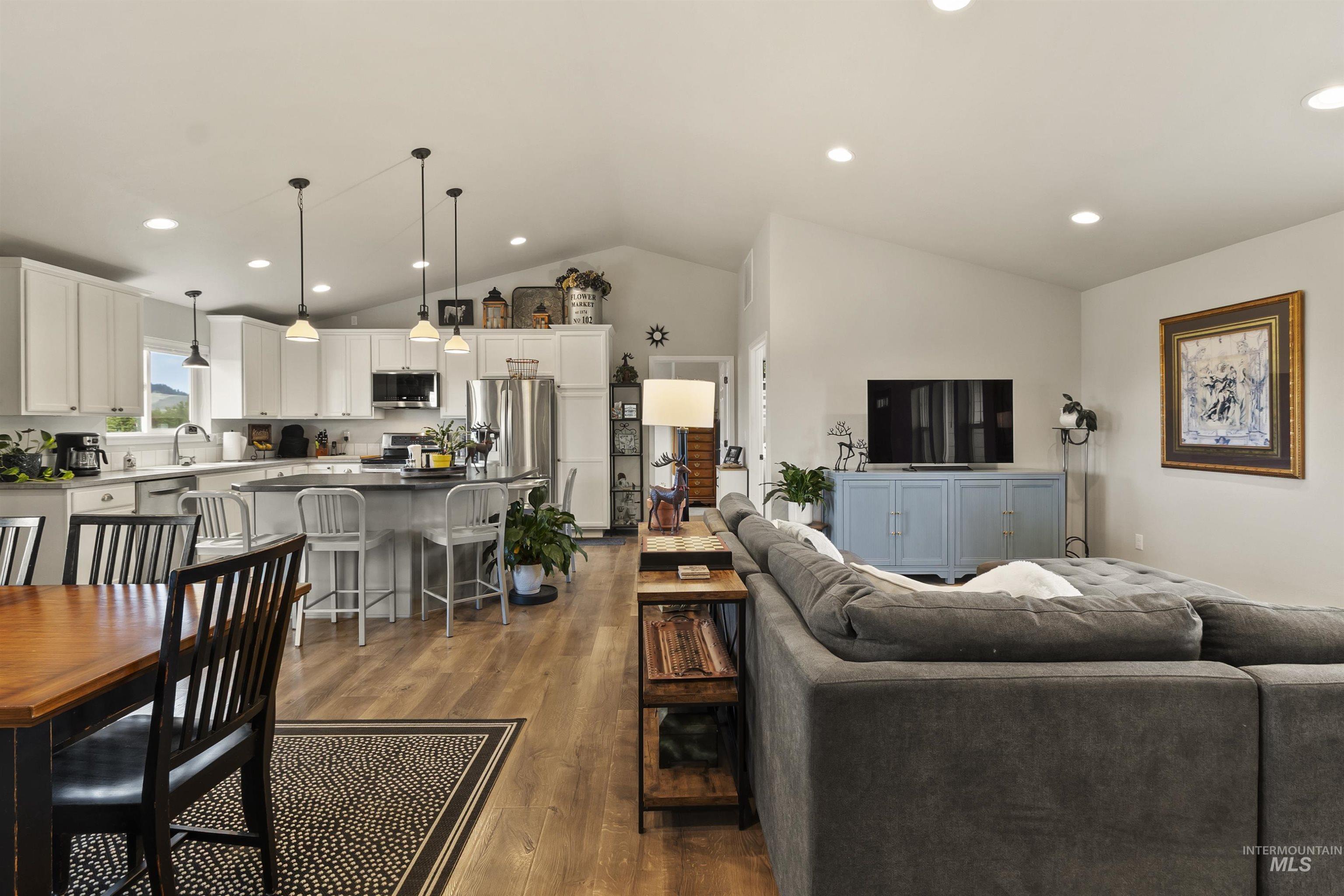 1009 Chaney Road Viola, ID 83872 - Photo 5 of 50