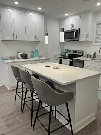 $15,000 | 3 South Richards Avenue, Unit A UPPER, Ventnor City, NJ 08406