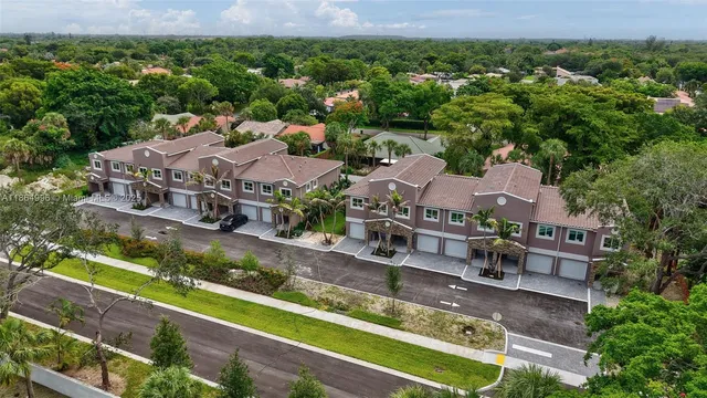 $3,800 | 1563 Northwest 94th Way, Unit 9, Coral Springs, FL 33071