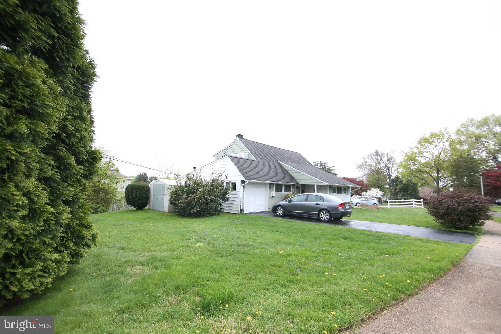 32 High Road Levittown, PA 19056 - Photo 3 of 35 Gallery Image 3