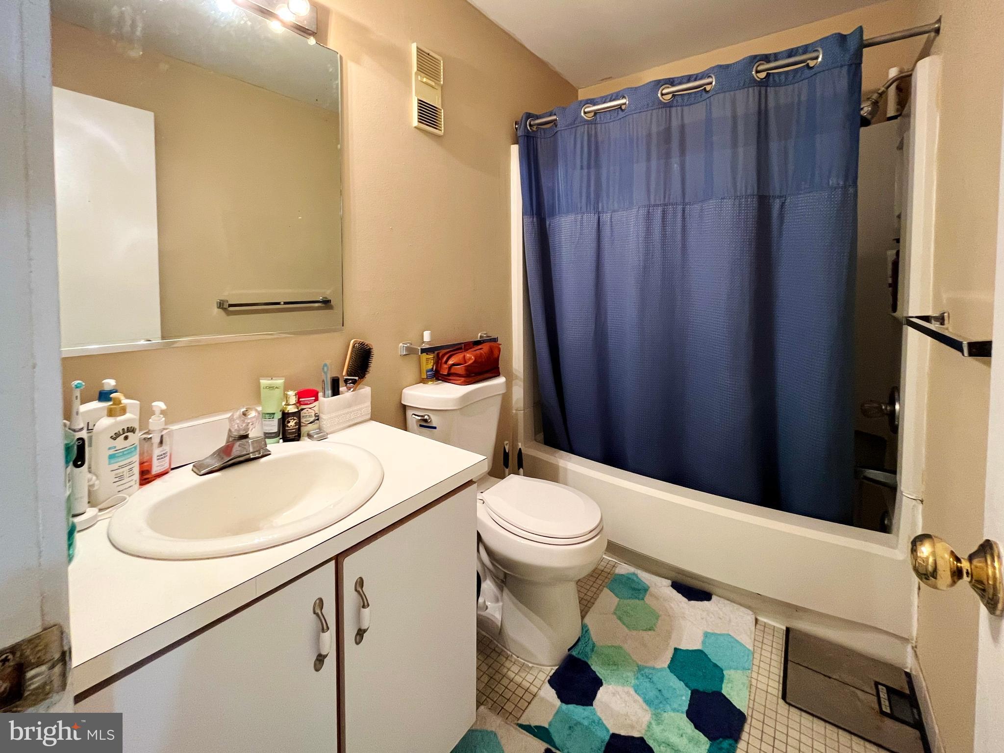166 West Barre Street, Unit R 17 Baltimore, MD 21201 - Photo 14 of 33