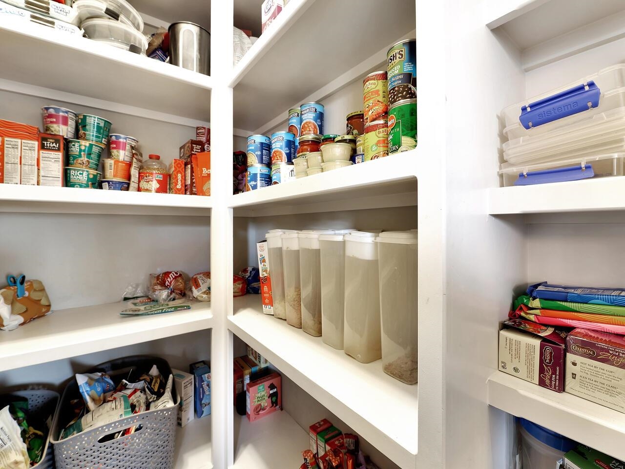 2312 Loch Lomond Lane Wichita, KS 67228 - Photo 8 of 36