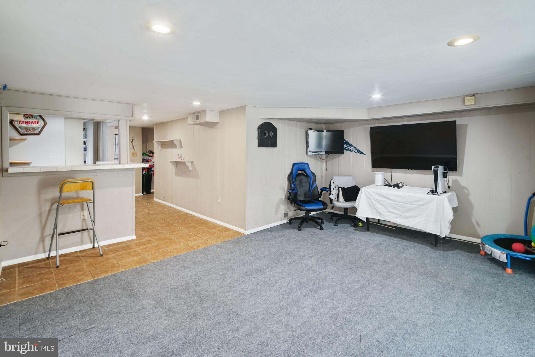11715 Millbrook Road Philadelphia, PA 19154 - Photo 16 of 20 Gallery Image 16