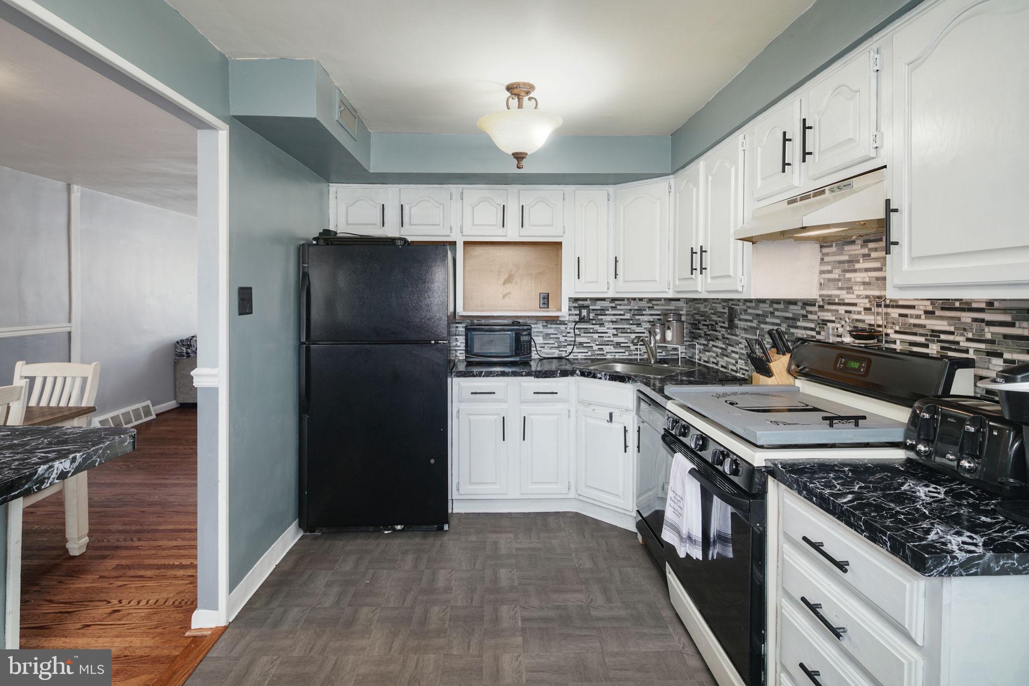 11715 Millbrook Road Philadelphia, PA 19154 - Photo 7 of 20 Gallery Image 7