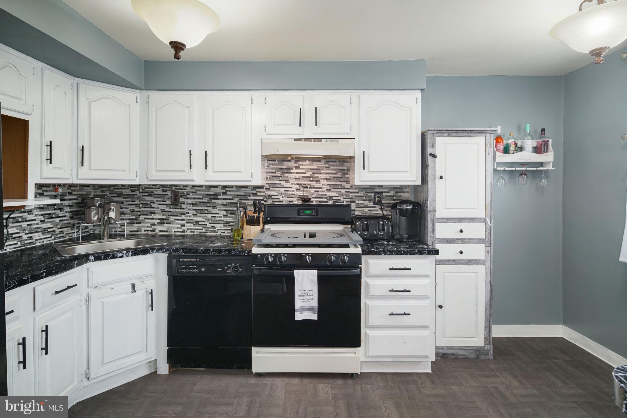 11715 Millbrook Road Philadelphia, PA 19154 - Photo 8 of 20 Gallery Image 8
