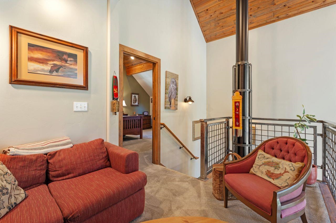 305 Mountain View Road Calpine, CA 96124 - Photo 13 of 28