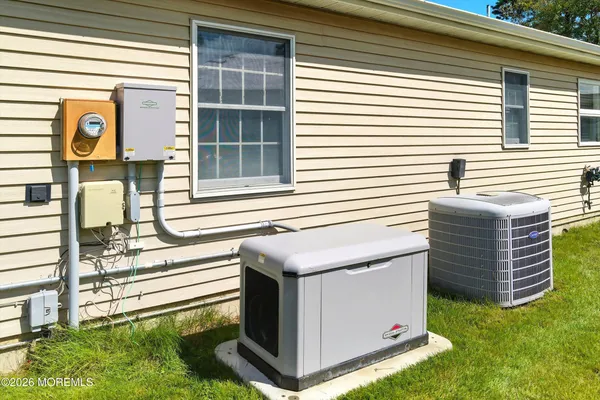 $340,000 | 1869 Buttonwood Avenue, Toms River, NJ 08755