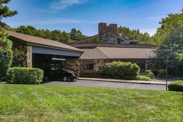 $340,000 | 1869 Buttonwood Avenue, Toms River, NJ 08755