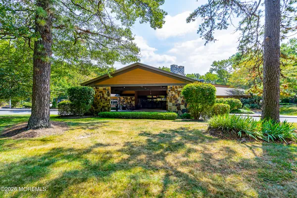 $340,000 | 1869 Buttonwood Avenue, Toms River, NJ 08755