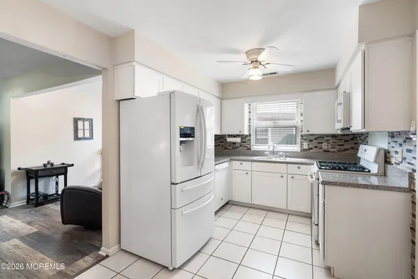 $340,000 | 1869 Buttonwood Avenue, Toms River, NJ 08755