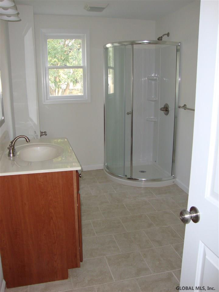 302 Princetown Road Rotterdam, NY 12306 - Photo 5 of 10 Photo 5