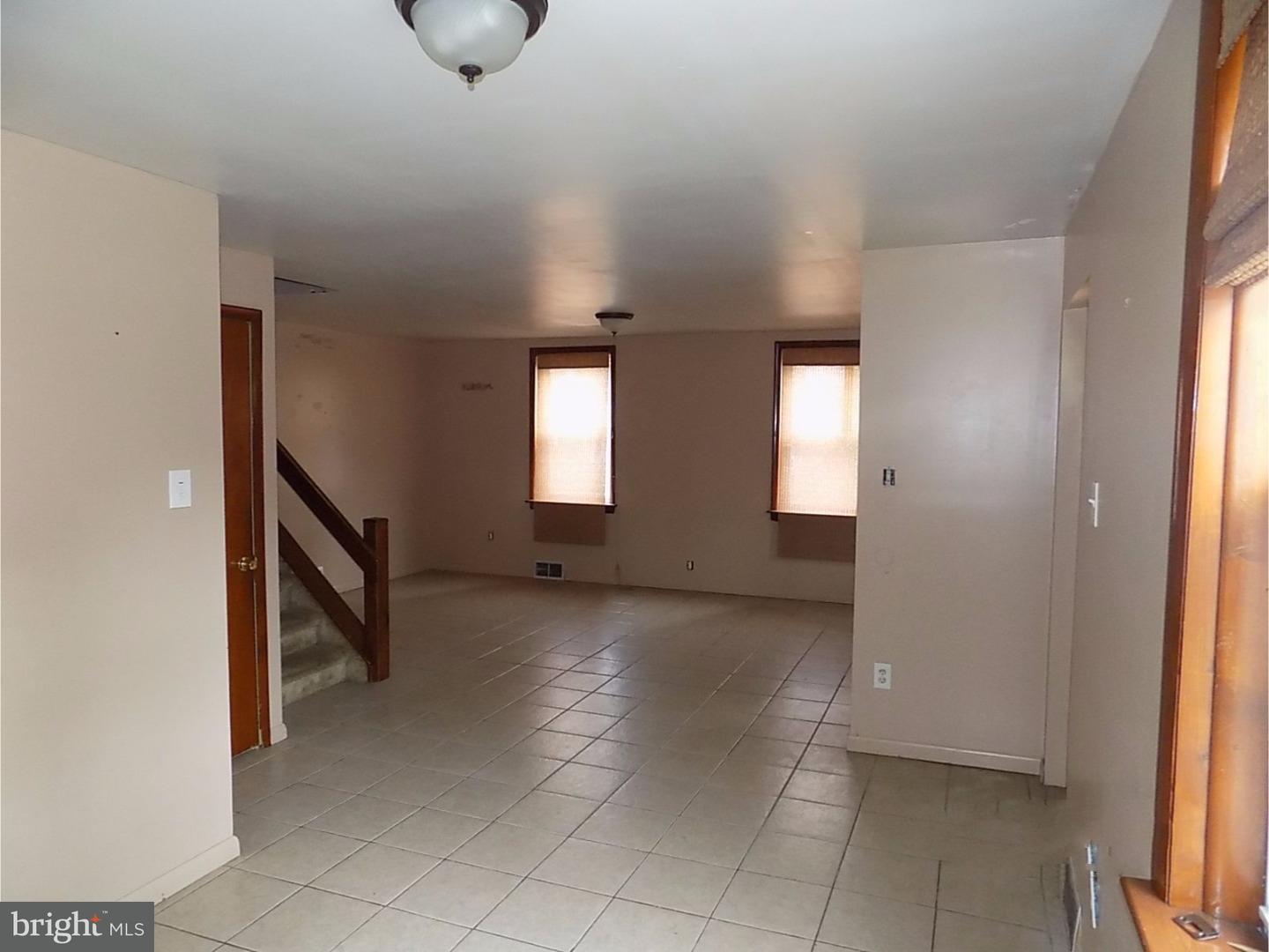 1095 Ironside Road Camden, NJ 08104 - Photo 6 of 17 Gallery Image 6