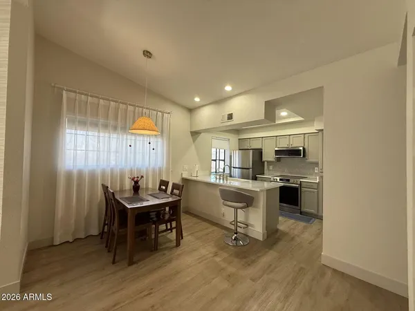 $1,000 | 1222 West Baseline Road, Unit 208, Tempe, AZ 85283