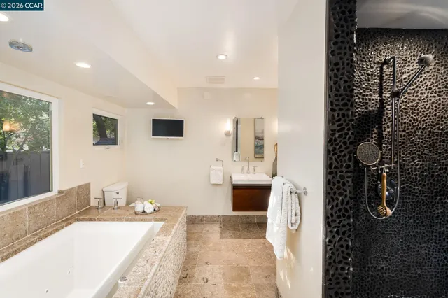 $2,650,000 | 2002 Diablo Road, Danville, CA 94506