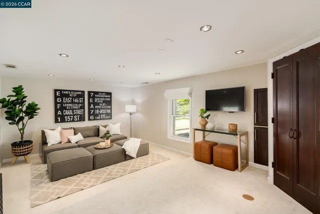 $2,650,000 | 2002 Diablo Road, Danville, CA 94506