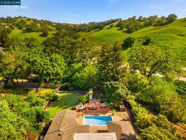 $2,499,000 | 2002 Diablo Road, Danville, CA 94506