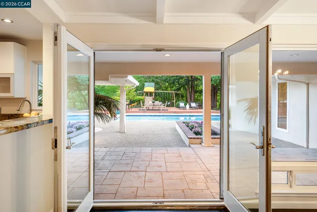 $2,650,000 | 2002 Diablo Road, Danville, CA 94506