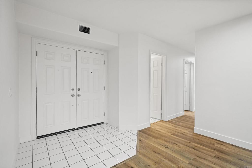 1065 South Hanlon Way Anaheim Hills, CA 92808 - Photo 4 of 54