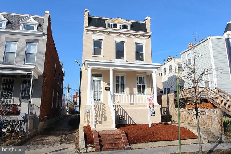 926 8th Street Northeast Washington, DC 20002 - Photo 1 of 30 Exterior (Front)