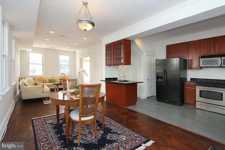 926 8th Street Northeast Washington, DC 20002 - Photo 15 of 30 Dining Room