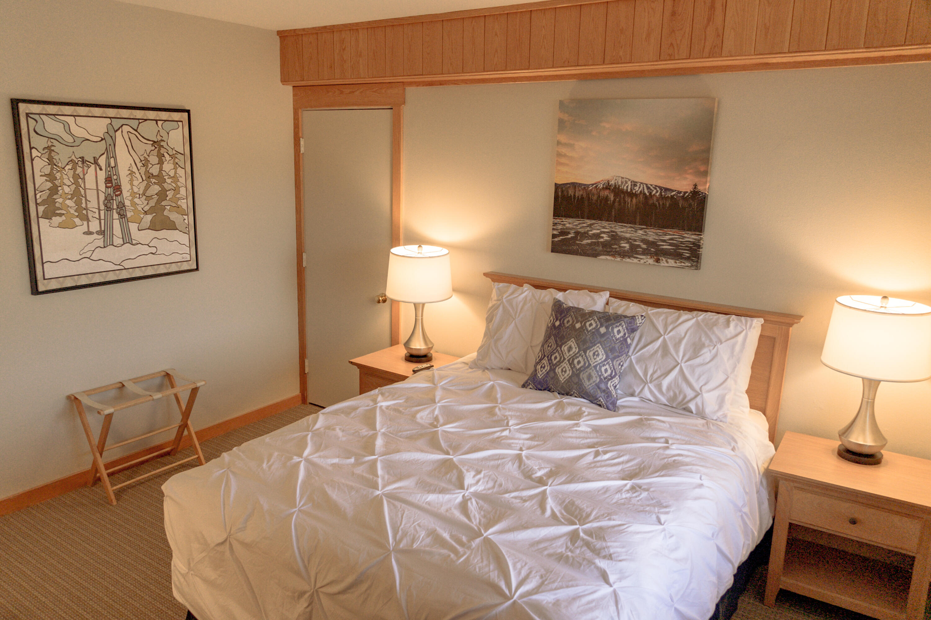 217 Common Circle, Unit 217 Kingfield, ME 04947 - Photo 4 of 12 DSC06900