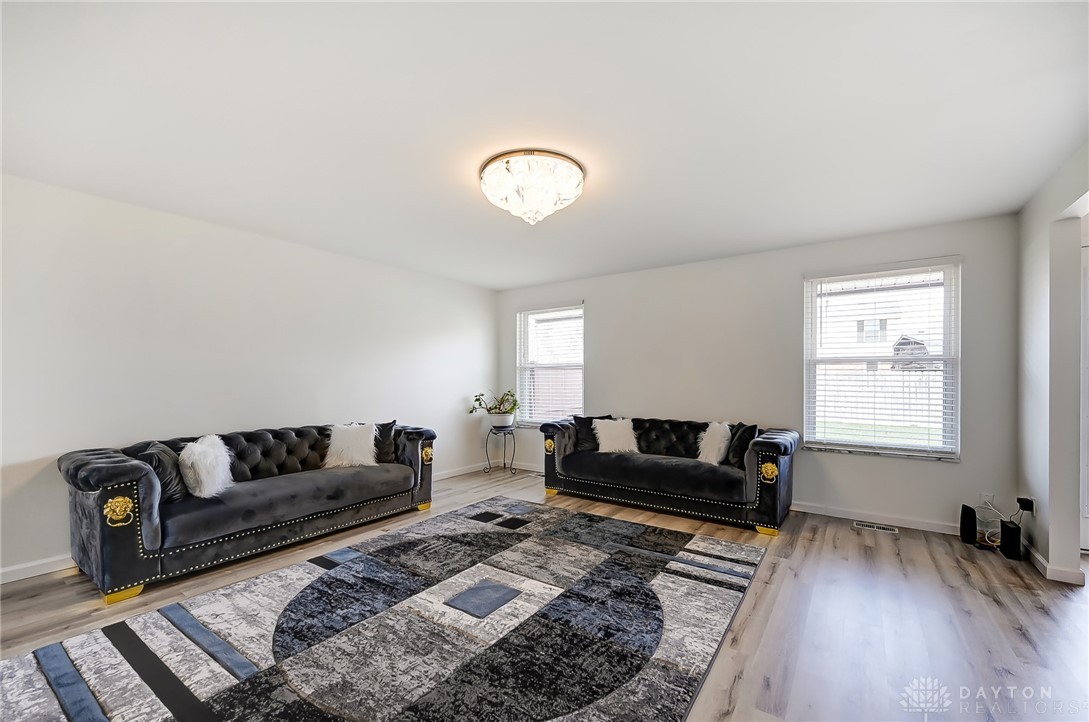 5917 Charlesgate Road Dayton, OH 45424 - Photo 9 of 45 Gallery Image 9