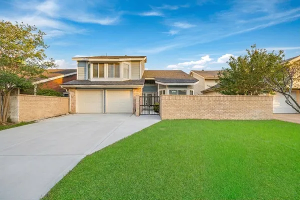 $2,000 | 13619 Braeswest Drive, Houston, TX 77082