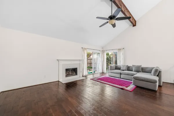 $2,000 | 13619 Braeswest Drive, Houston, TX 77082