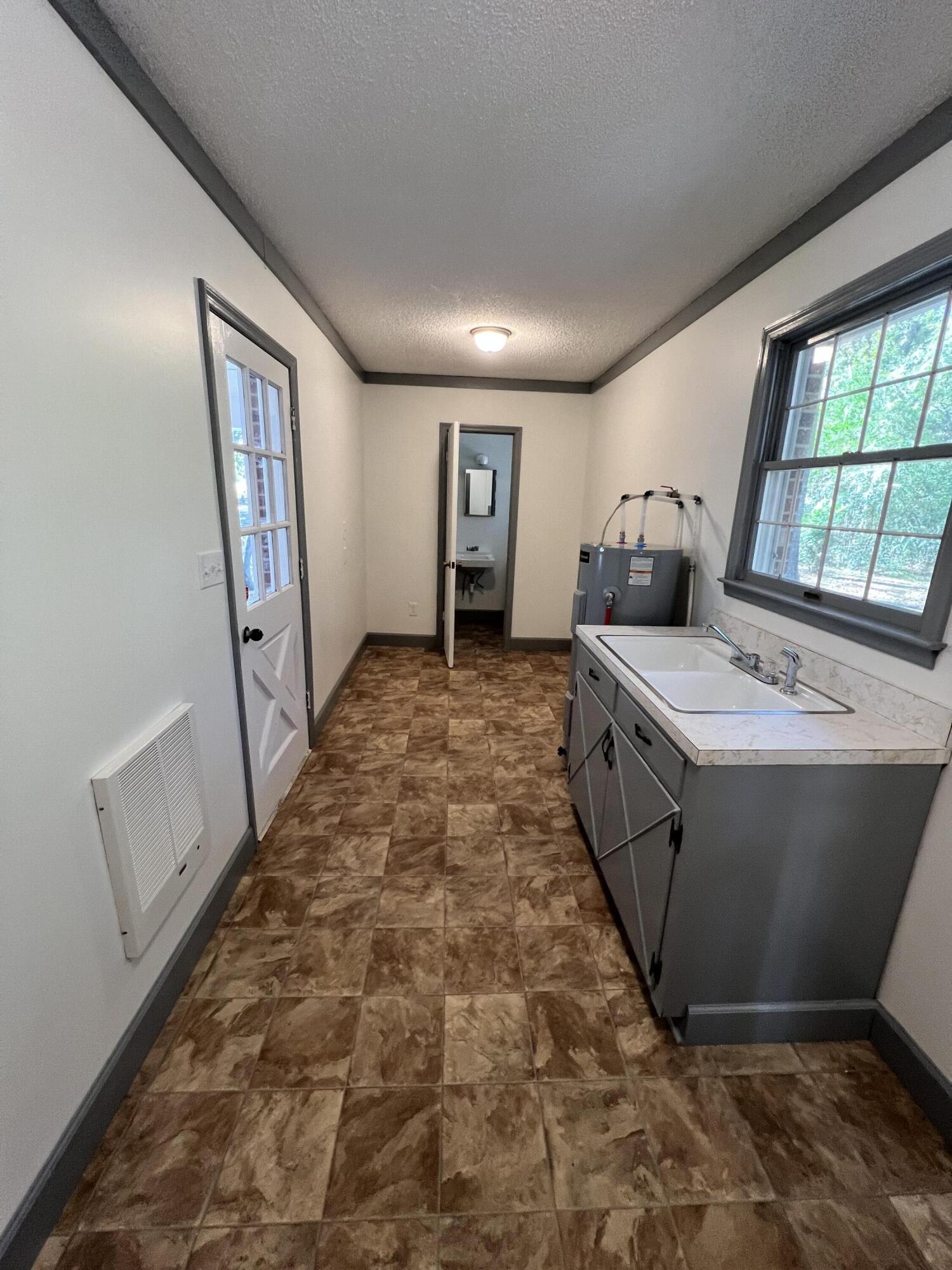 936 Central Road Thomson, GA 30824 - Photo 25 of 41 IMG_4935