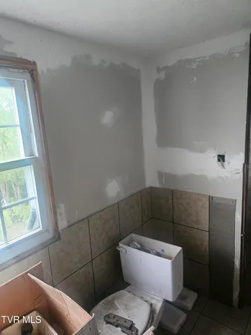 $44,000 | 477 Red Oak Ridge Road, Castlewood, VA 24224