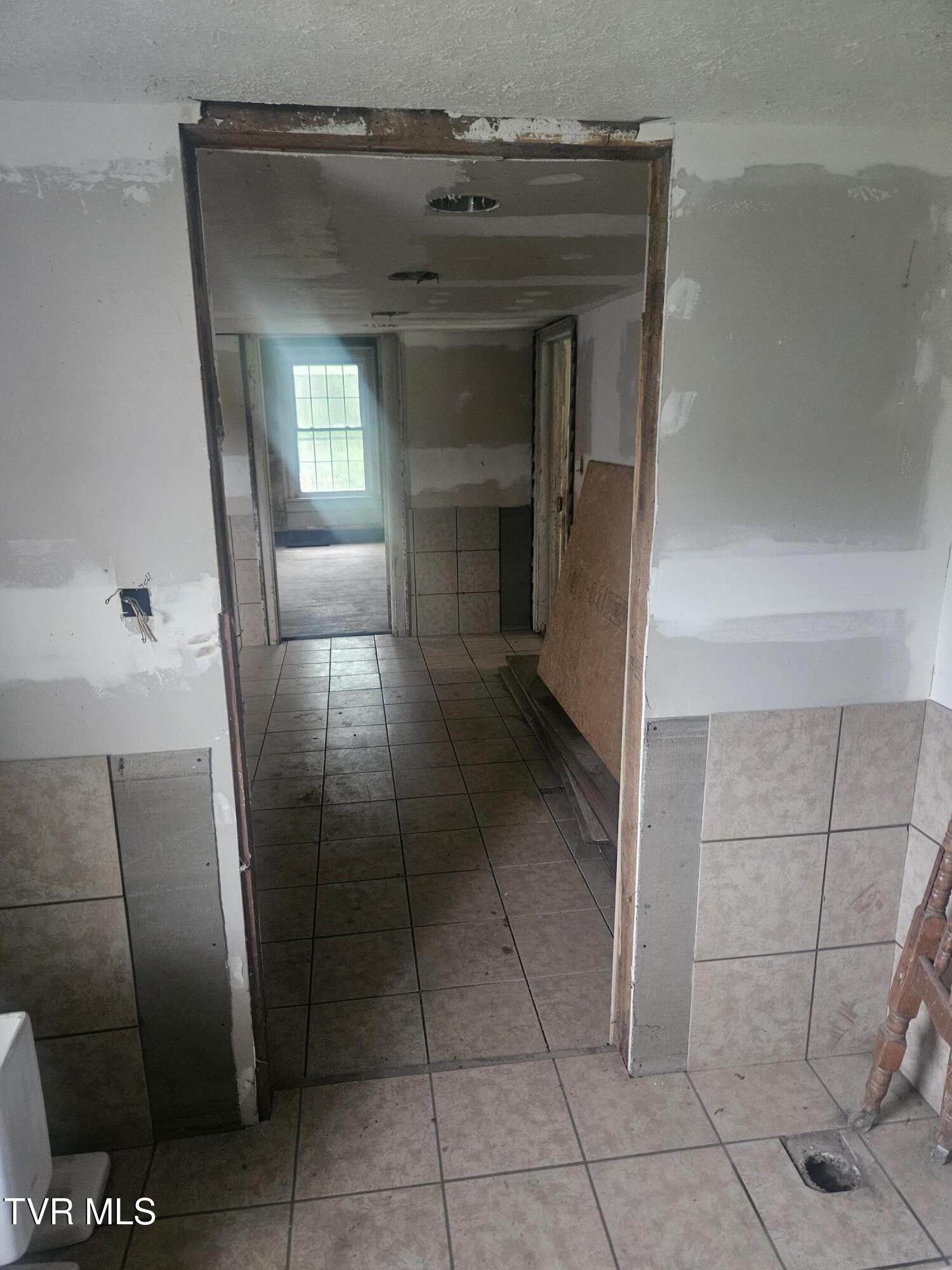 477 Red Oak Ridge Road Castlewood, VA 24224 - Photo 29 of 39 20250729_090721