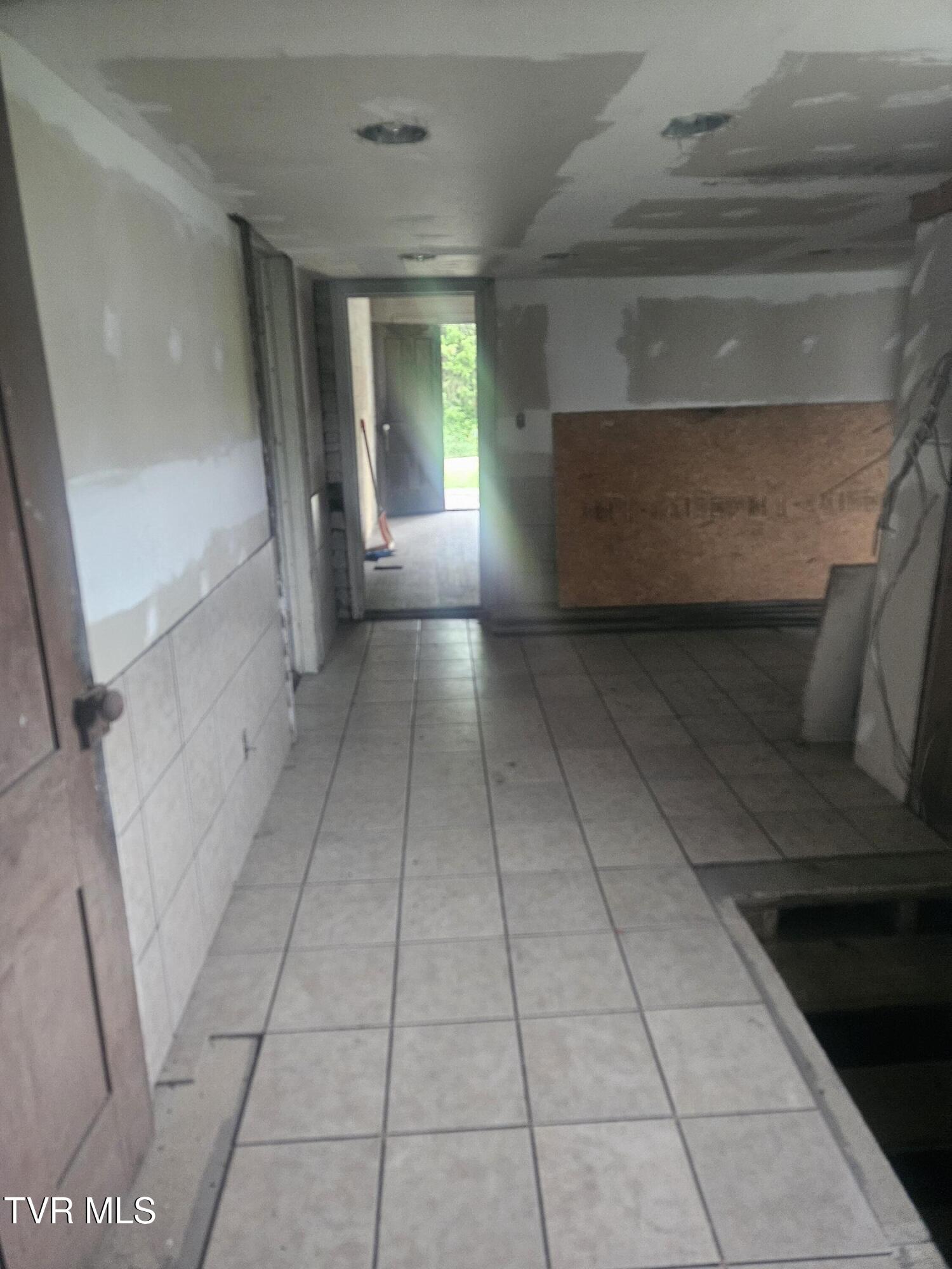 477 Red Oak Ridge Road Castlewood, VA 24224 - Photo 31 of 39 20250729_090640