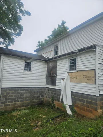 $44,000 | 477 Red Oak Ridge Road, Castlewood, VA 24224