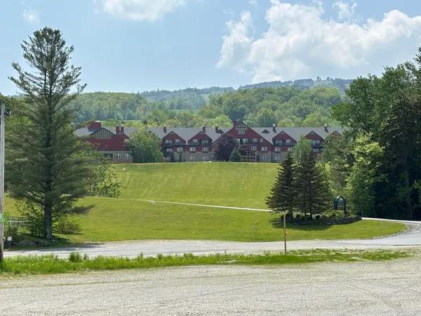$39,900 | 89 Grand Summit Way, Unit 320 322, West Dover, VT 05356