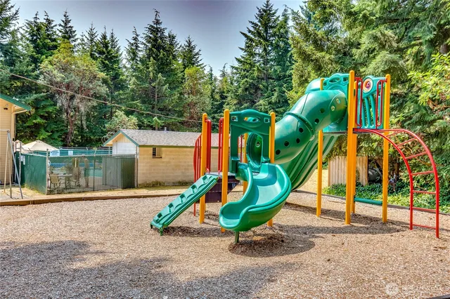 a view of a basketball court
