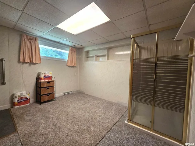 a view of livingroom with furniture