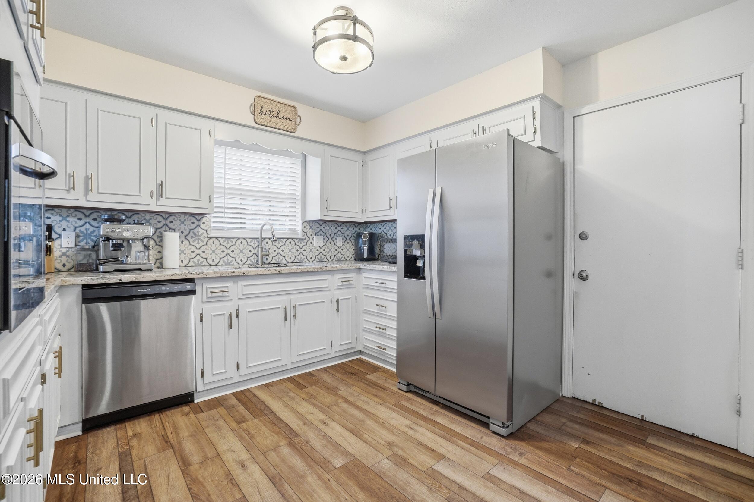 2070 Camp Wilkes Road Biloxi, MS 39532 - Photo 13 of 39 15_r6__9883