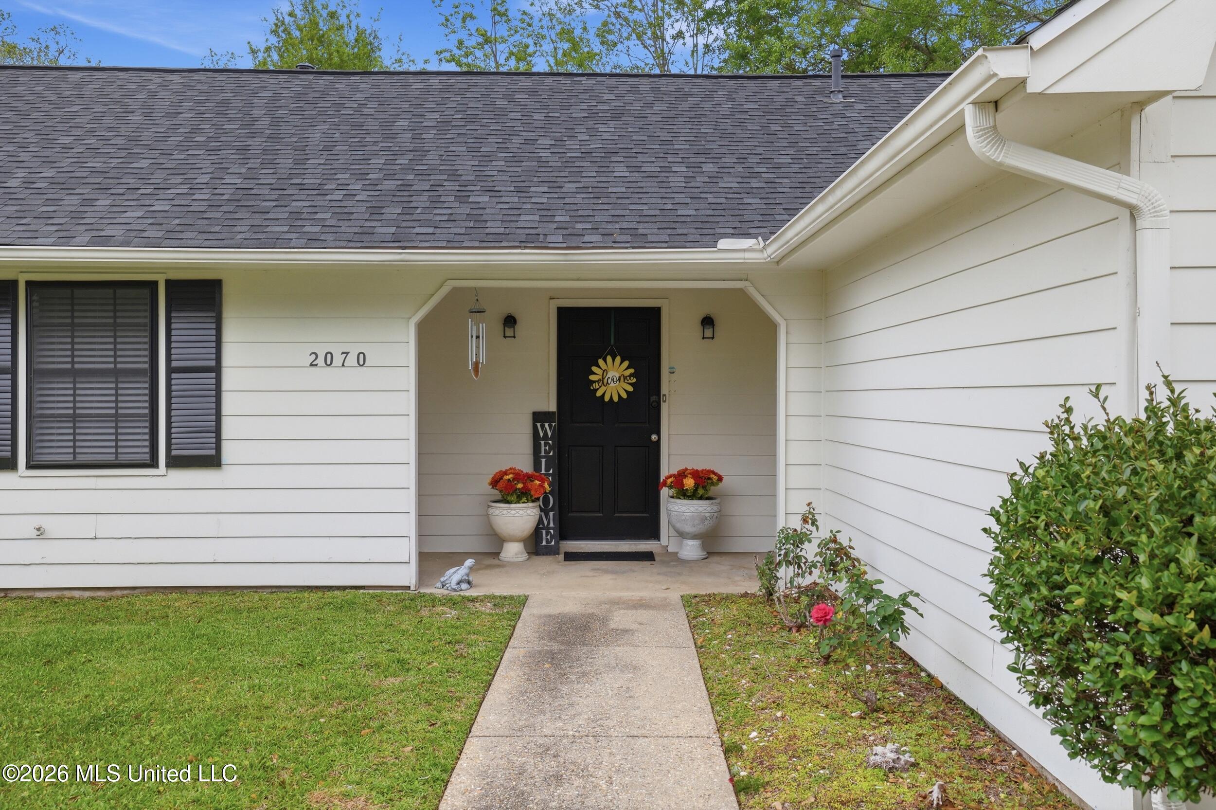 2070 Camp Wilkes Road Biloxi, MS 39532 - Photo 3 of 39 5_r6__9833