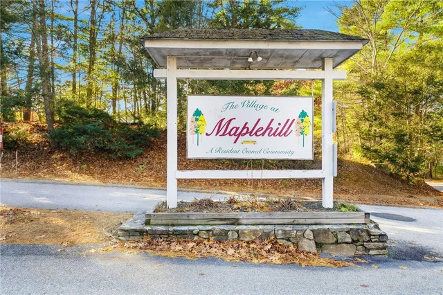 $99,900 | 38 Oak Terrace, Burrillville, RI 02839