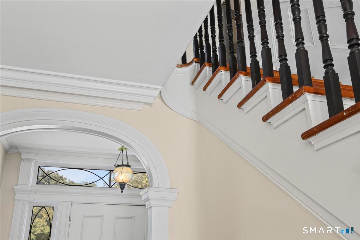11 John Read Road Redding, CT 06896 - Photo 10 of 40 Wonderful period details