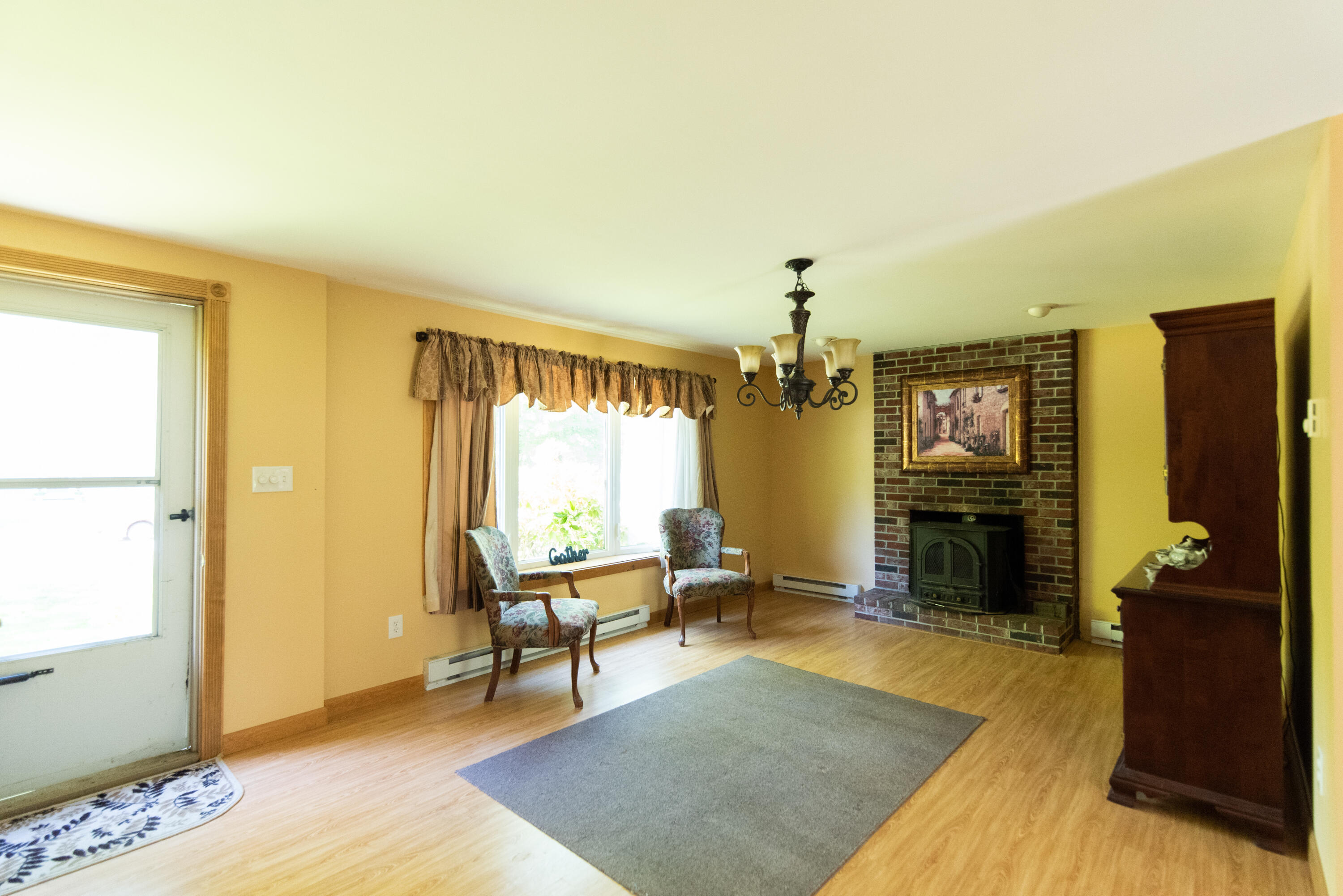 17 Ward Road Windham, ME 04062 - Photo 19 of 37 Living room
