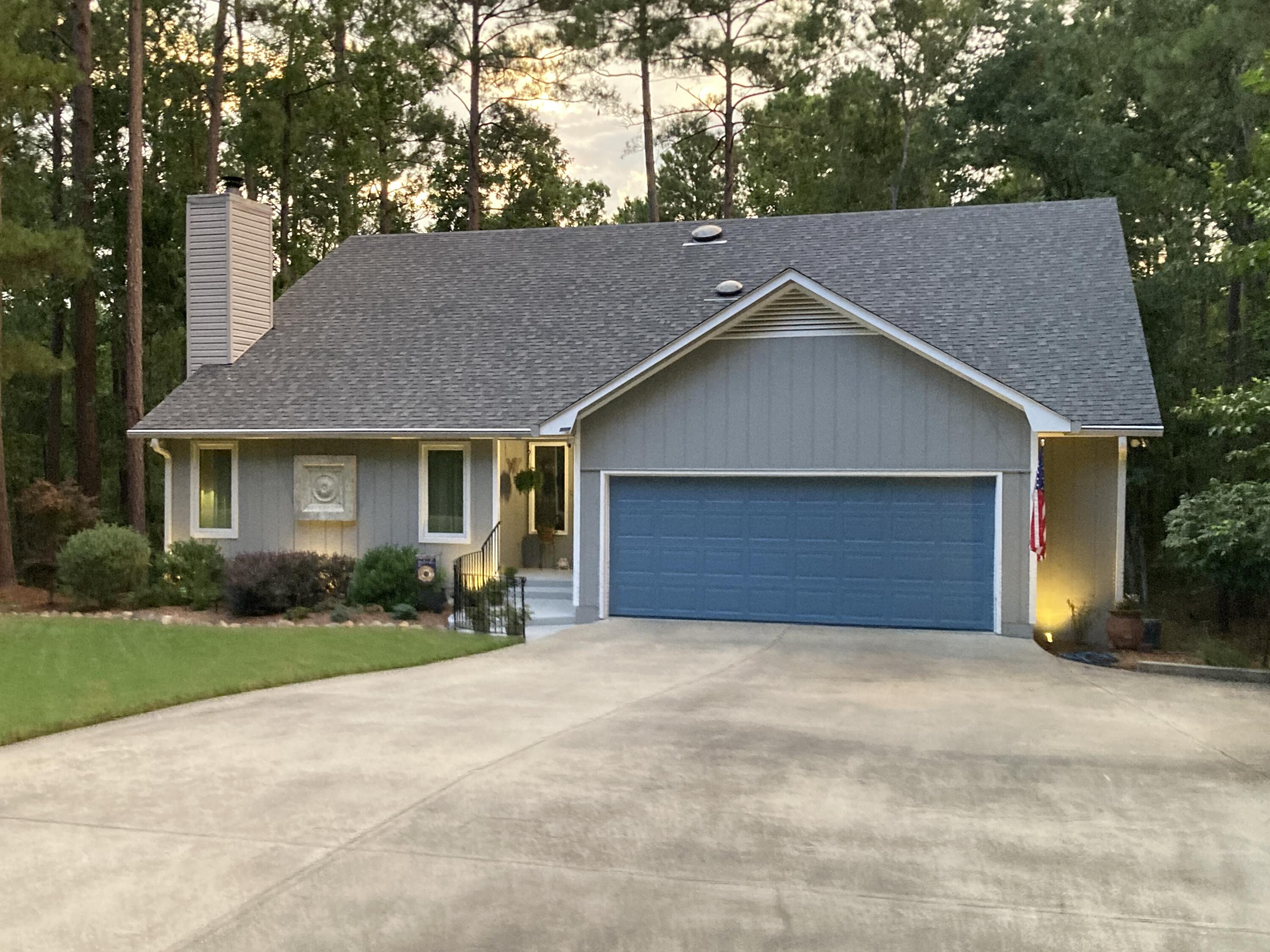 205 River Place McCormick, SC 29835 - Photo 4 of 69 IMG_9589