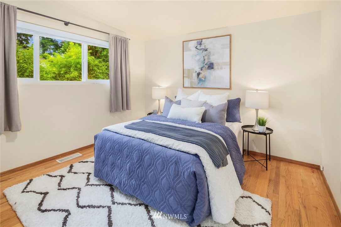 8516 215th Street Southwest Edmonds, WA 98026 - Photo 20 of 29 Gallery Image 20