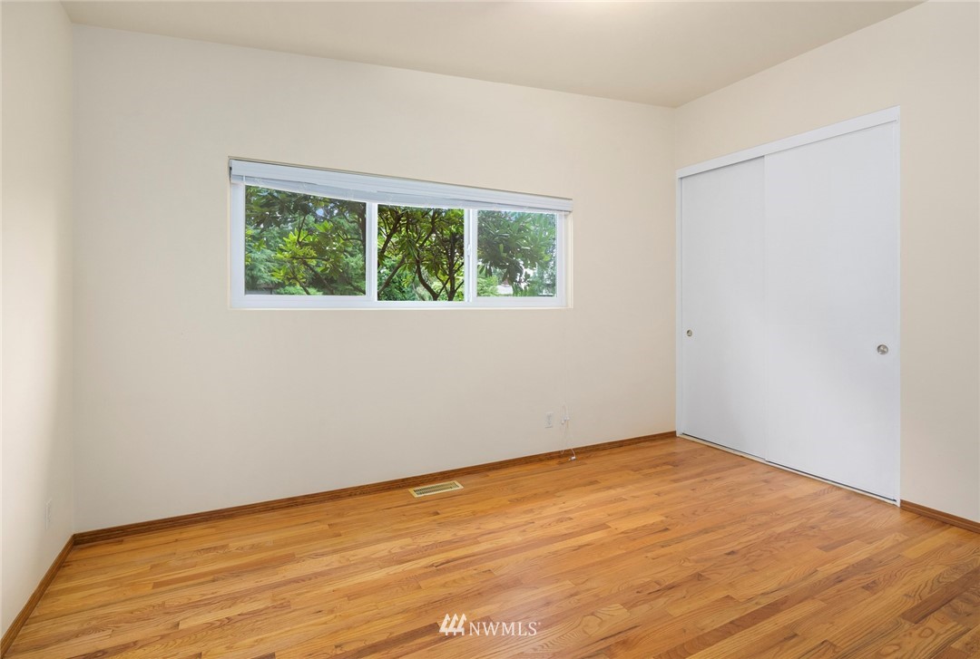 8516 215th Street Southwest Edmonds, WA 98026 - Photo 21 of 29 Gallery Image 21